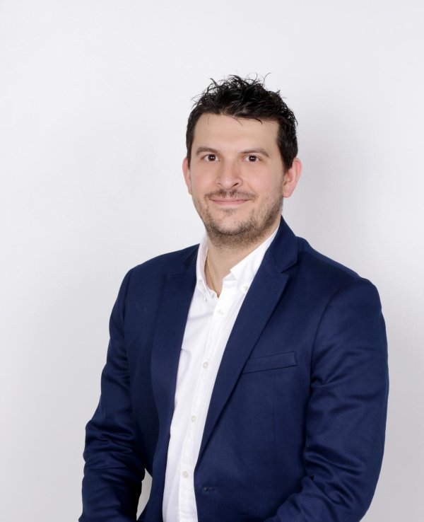 Dr. Sarantis Abatzoglou